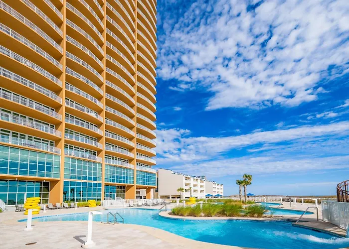 Phoenix Gulf Towers 706 Apartment
